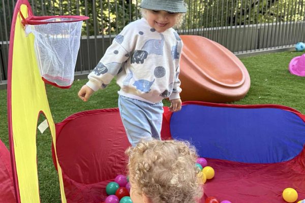 37b1d894-3754-4a89-b93c-3b4bbdac476f